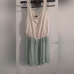 Rampage Mint Green Sleeveless Dress